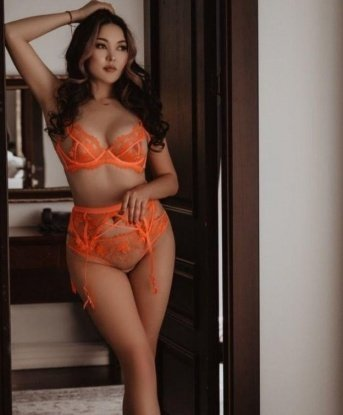 Алина, 23 года, 2 размер груди